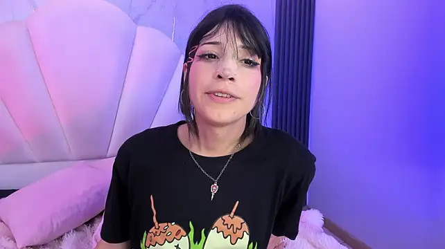 AliiceWonderland_ live cam on StripChat