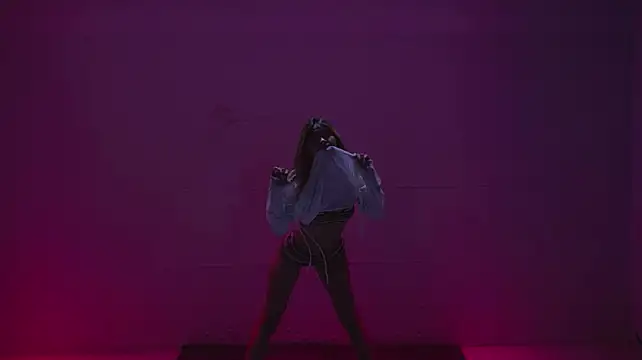 G-Velvet's Live Sex Cam Show