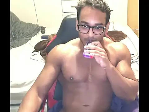 Theothermofo1 live cam on StripChat