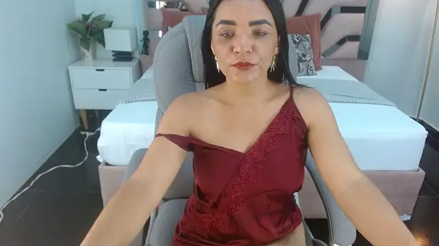 longina_15 live cam on StripChat