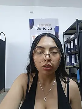 JENNIFER__03
