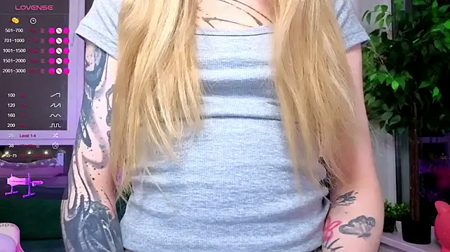 Britney_Lynch webcam