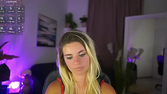 Jetpearl live cam on StripChat