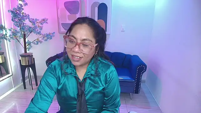 Silvana_lane live cam on StripChat