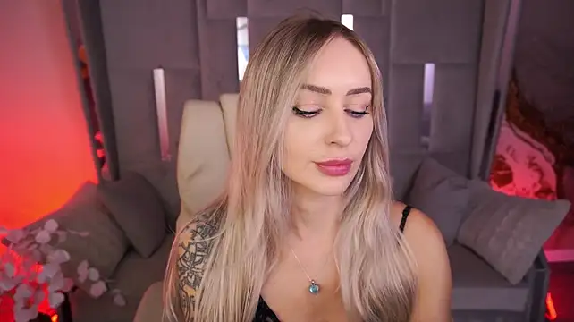 GraceCandy live sex cam