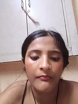 KittyBby14 live cam on StripChat