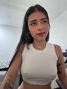CatadeLuca live cam on StripChat