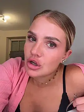 SexyyCleo webcam