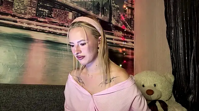 JaneePeressini