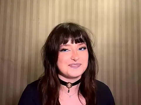 MedaFrerich live cam on StripChat