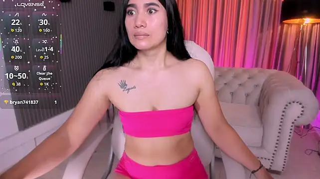 Ashly_andrews live cam on StripChat
