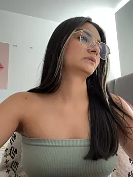 Cat2525 live sex cam