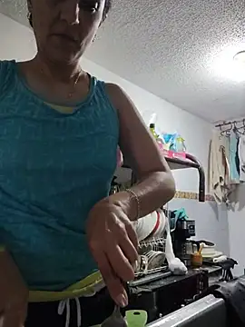 BasmaHernandez live cam on StripChat