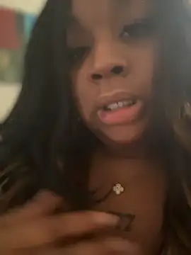 DestinyExoticLove live cam on StripChat