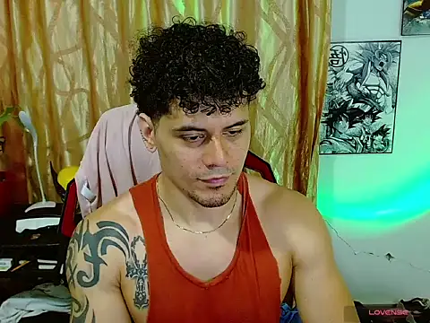 Logan0626 live cam on StripChat