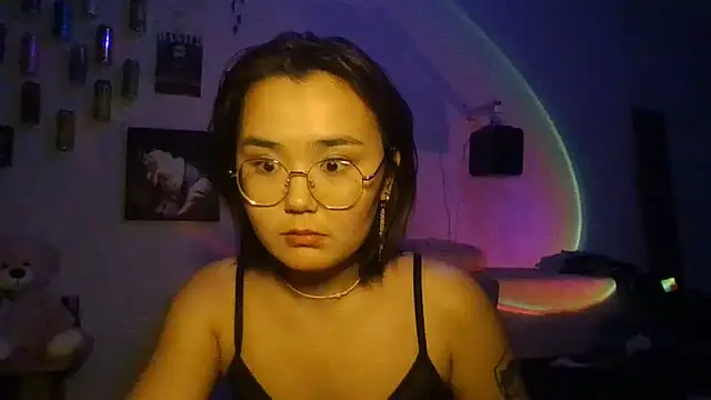 Nana_Bublle live cam on StripChat