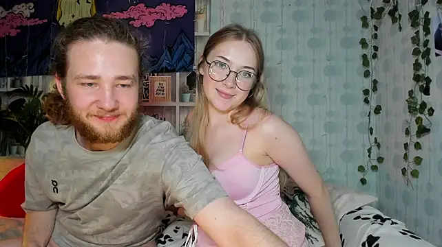 swiity_room_ live cam on StripChat