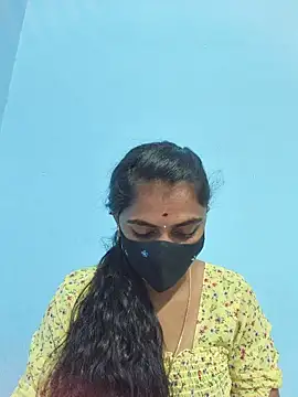 Tamil-Megavarthinii live cam on StripChat