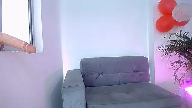 swettsunshinefon live cam on StripChat