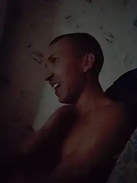 _uncle_Mitya-43_ live cam on StripChat