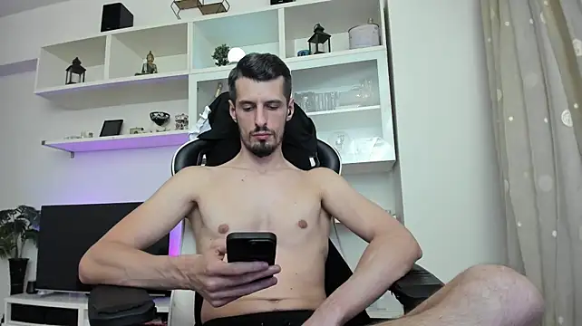 ToddClaytonn live cam on StripChat