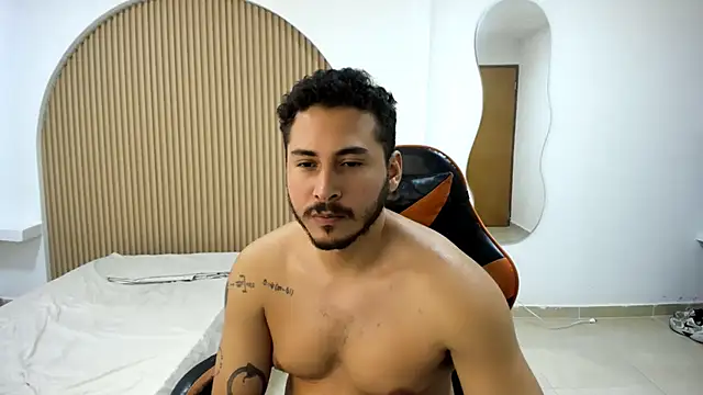 ashlan_king live cam on StripChat