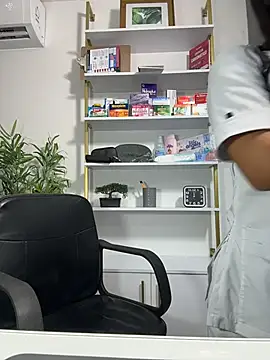 MiaCamille_ webcam