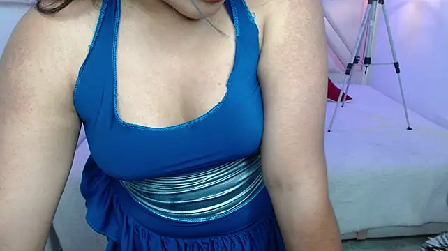 bell_tk live cam on StripChat