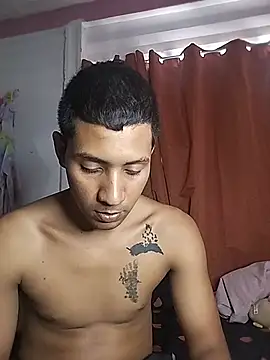 Master_Boy33 live cam on StripChat