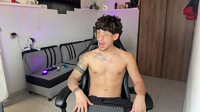 Kisan_Smith live sex cam