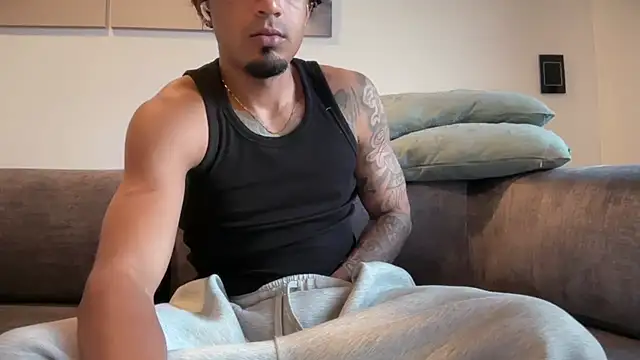 dominic_brandd23 live cam on StripChat