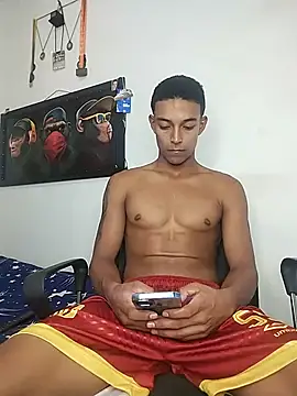 Demiansteven2 live cam on StripChat