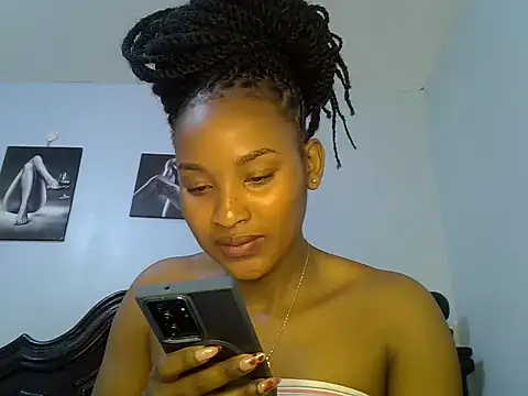 cute-alexis live cam on StripChat