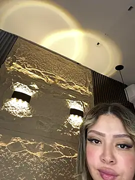 GenesisBlaze live cam on StripChat