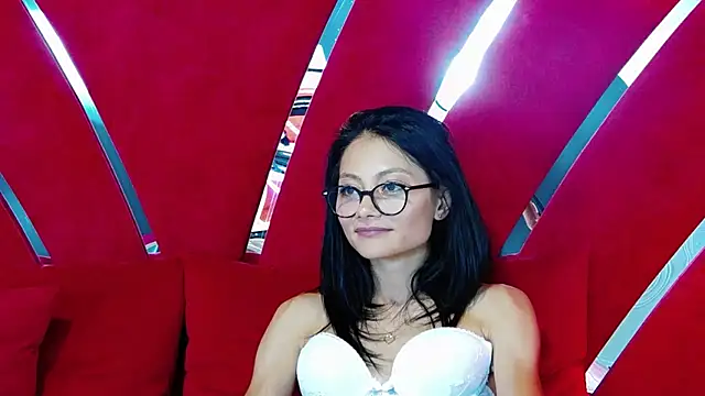 MayaLeey live cam on StripChat