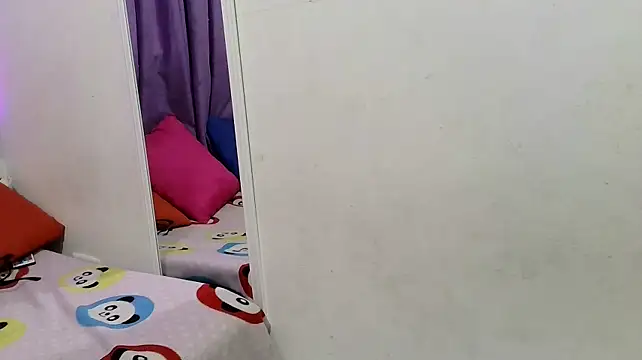Diamondd_sexy live cam on StripChat