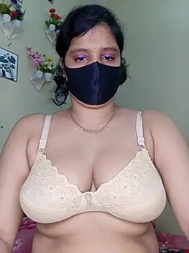 Rose-luckey live cam on StripChat