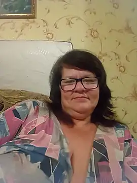 NysiOlsen live cam on StripChat