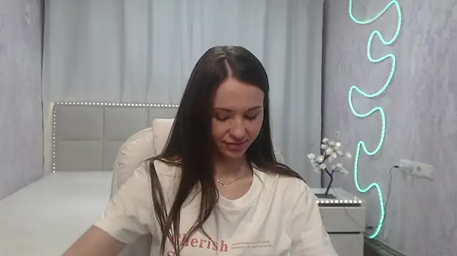 KaraCriegs live cam on StripChat