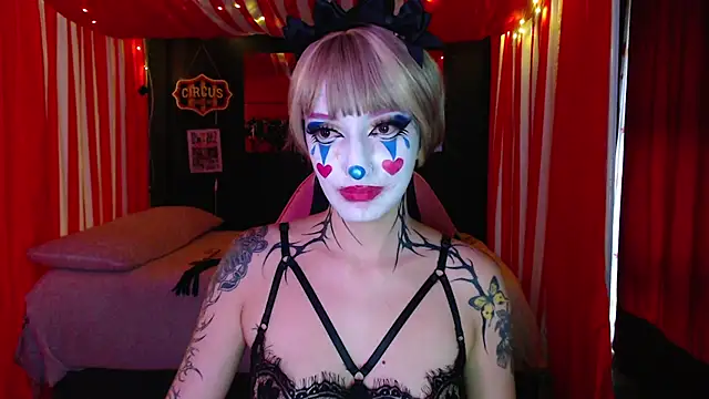 Eloise-brown live cam on StripChat