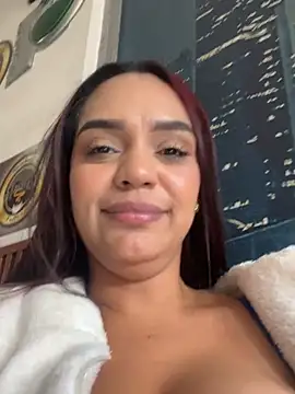 Sara-77 live cam on StripChat