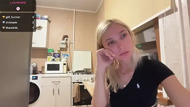 AngelJeni live cam on StripChat