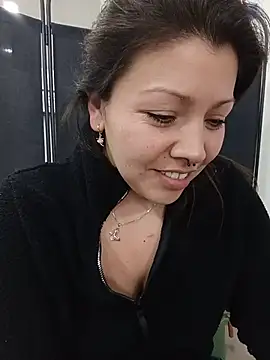 SARA_21- live cam on StripChat