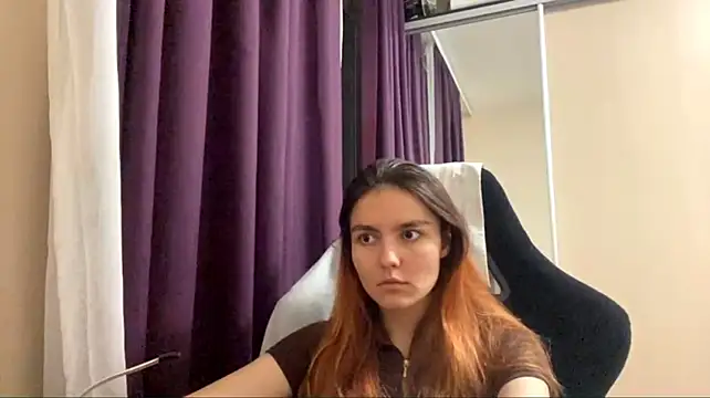 VelvetEden live cam on StripChat