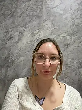 The_Snowwhitee live cam on StripChat