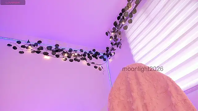 moonliiiight1 live cam on StripChat