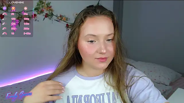 EmilyxxGraces live cam on StripChat
