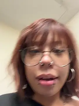moan4mona webcam