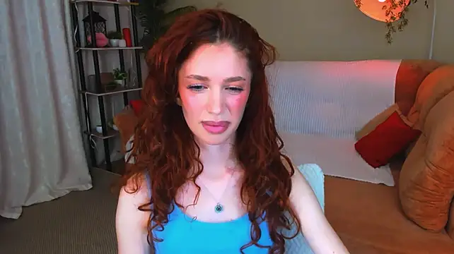 ChristinaConteeree live cam on StripChat