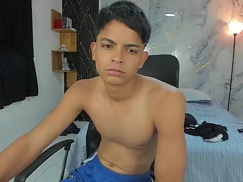 slim_dirtyxx1 live cam on StripChat